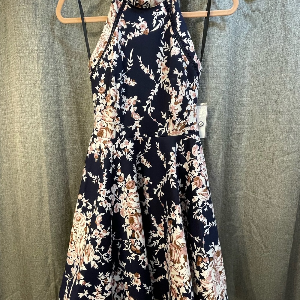 Printed Mock-Neck Crochet Trim Fit & Flare Dress - Picture 6 of 8
